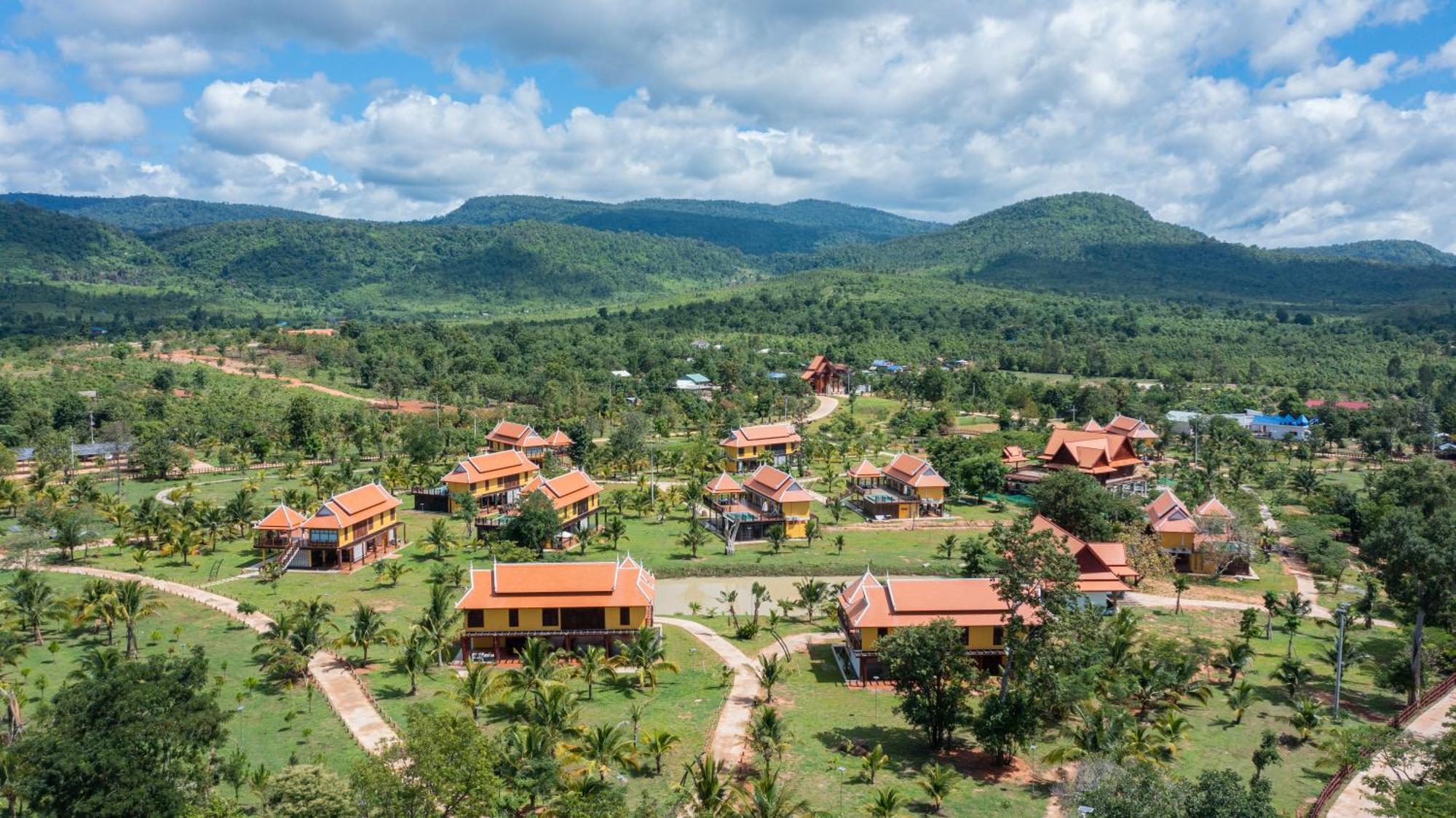 Phum Domnak Domrey Resort Chambok Ngoại thất bức ảnh