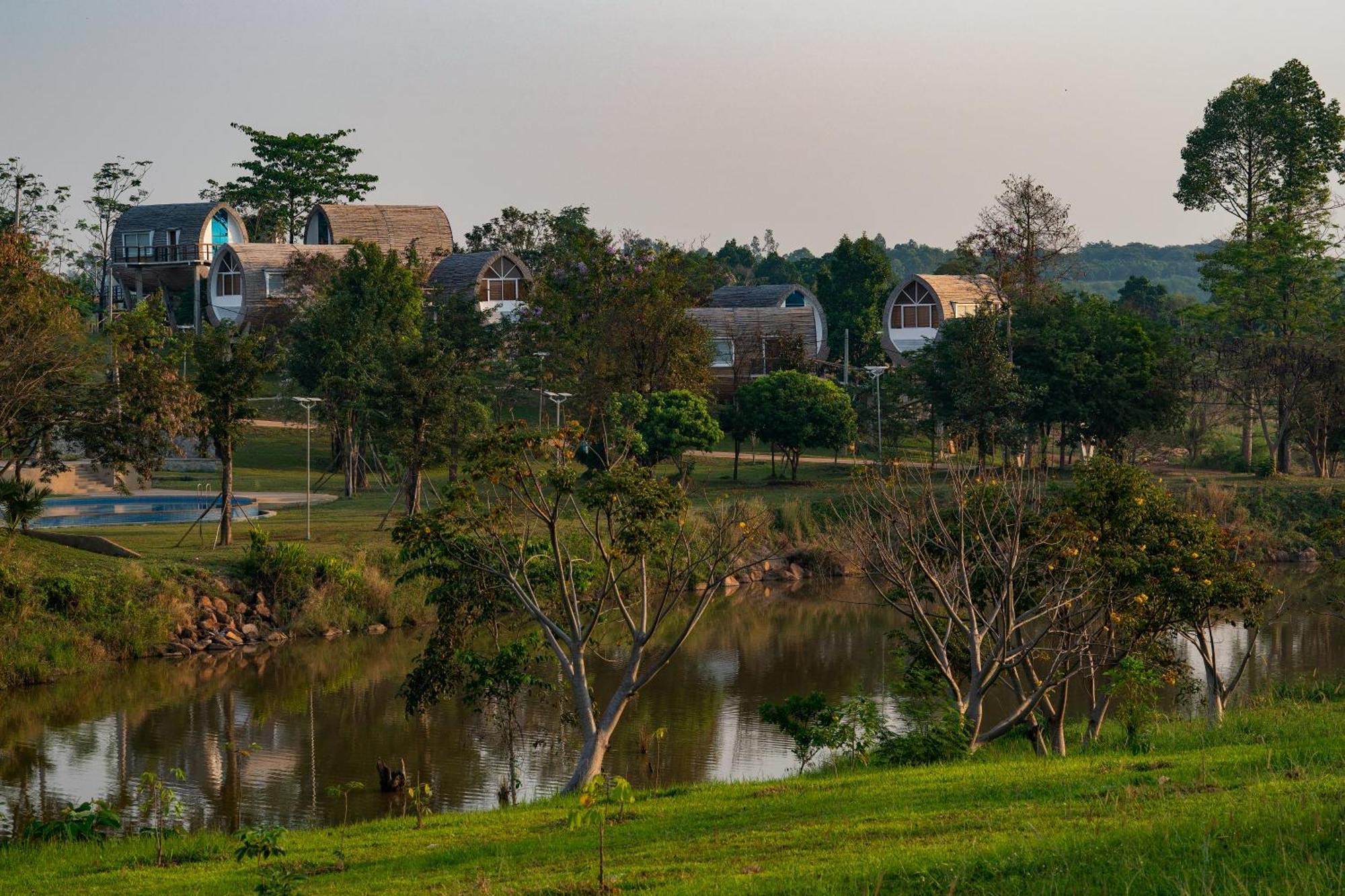 Phum Domnak Domrey Resort Chambok Phòng bức ảnh