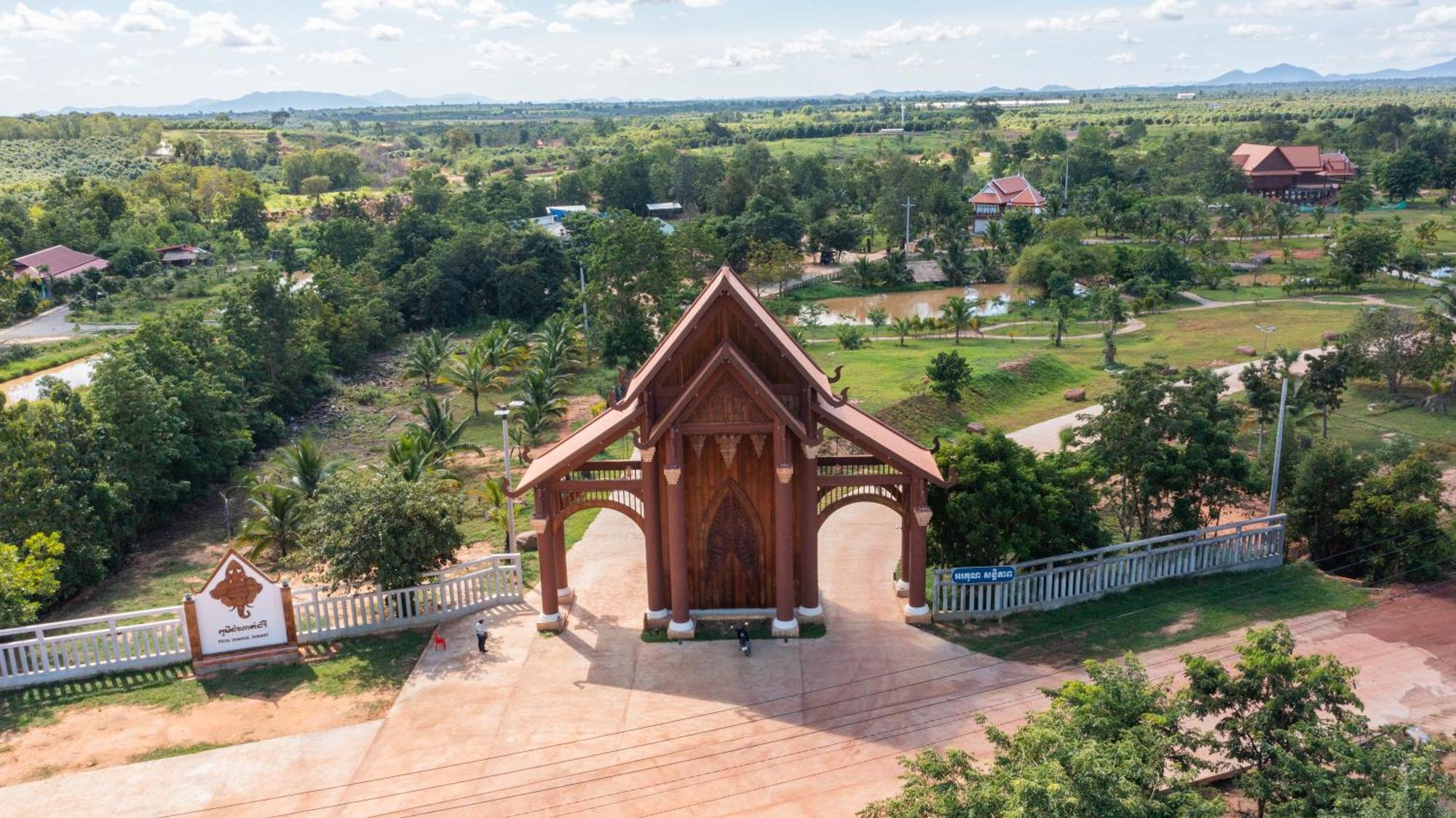 Phum Domnak Domrey Resort Chambok Ngoại thất bức ảnh